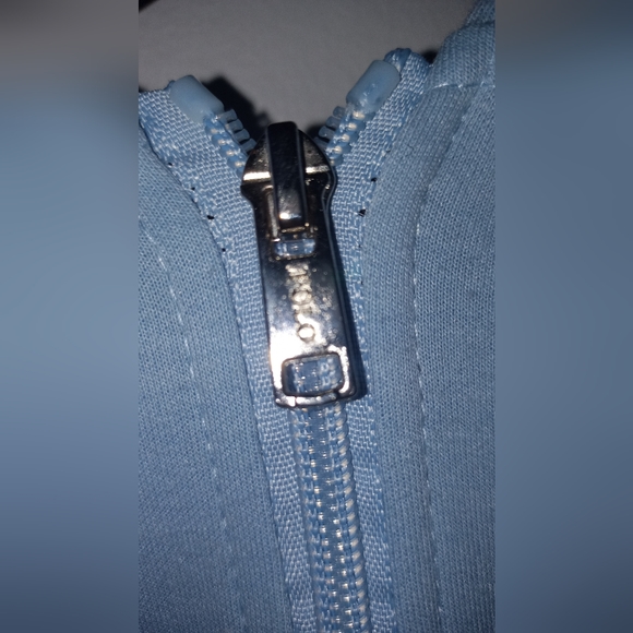 Ralph Lauren Zip-Up - Picture 4 of 6